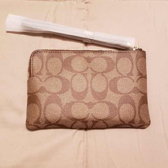 Coach Corner Zip Wristlet Signature Color Khaki/Saddle 2 - Picture 4 of 10